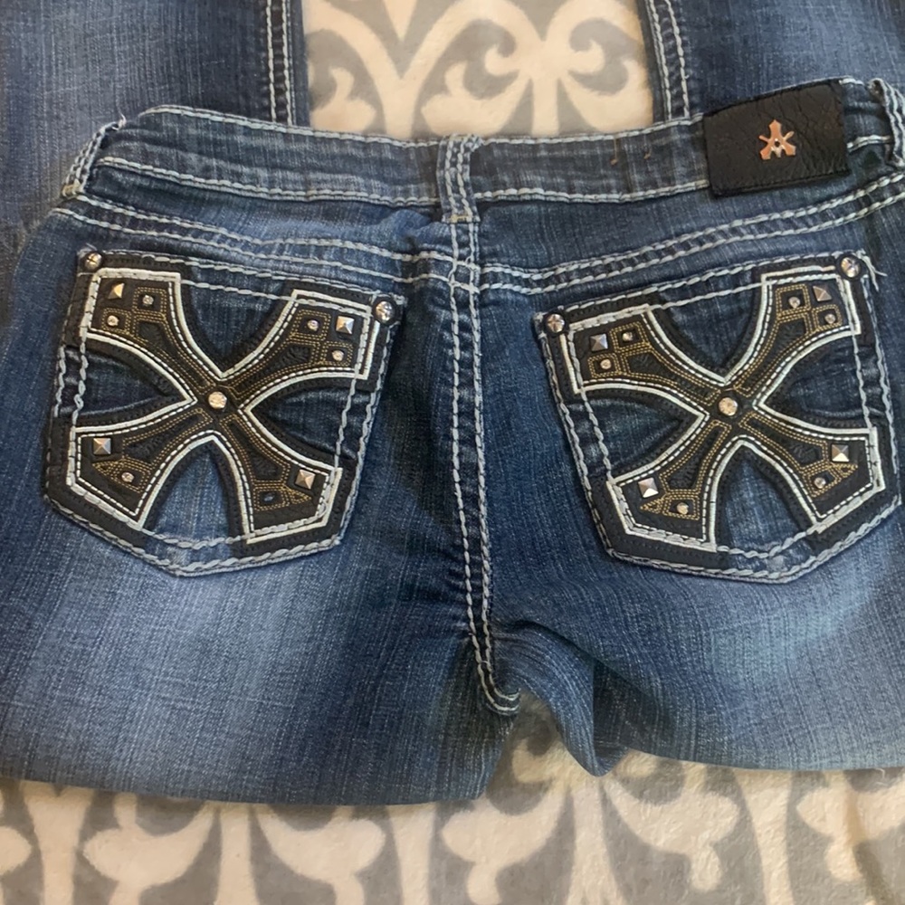 Antique Rivet Jeans Gem